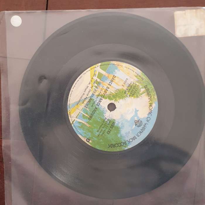 Luisa Fernandez  Give Love A Second Chance - Vinyl 7" Record - Very-Good Quality (VG)