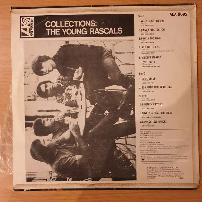 The Young Rascals  Collections - Vinyl LP Record - Very-Good+ Quality (VG+) (verygoodplus)