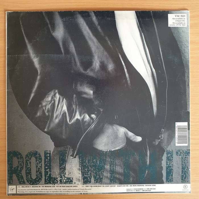 Steve Winwood  Roll With It - Vinyl LP Record - Very-Good+ Quality (VG+) (verygoodplus)