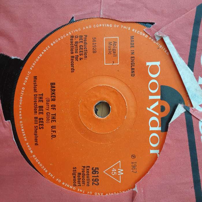 The Bee Gees  Massachusetts (The Lights Went Out In) -  Vinyl 7" Record - Very-Good+ Quality (...