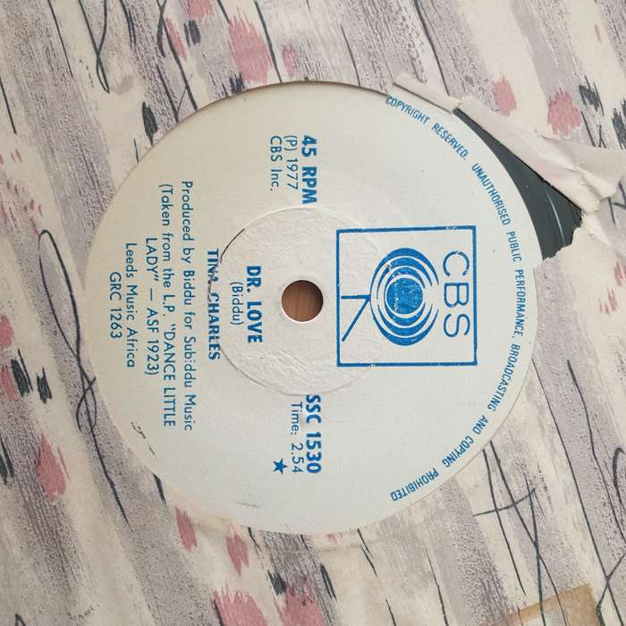 Tina Charles  Dr. Love (Rhodesia) -  Vinyl 7" Record - Very-Good+ Quality (VG+) (verygoodplus)