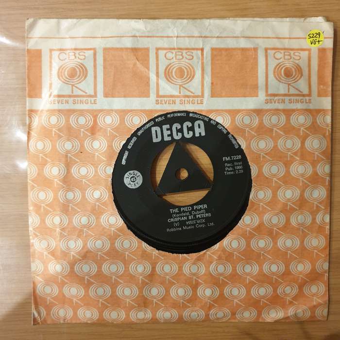 Crispian St. Peters  The Pied Piper -  Vinyl 7" Record - Very-Good+ Quality (VG+) (verygoodplus)