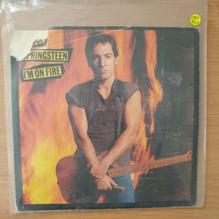 Bruce Springsteen  I'm On Fire - Vinyl 7" Record - Very-Good+ Quality (VG+) (verygoodplus)