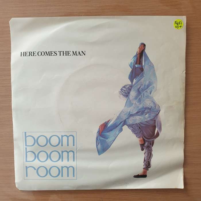 Boom Boom Room  Here Comes The Man - Vinyl 7" Record - Very-Good+ Quality (VG+) (verygoodplus)