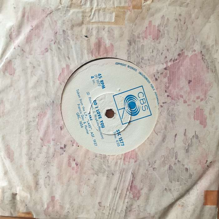 Lake  On The Run (Rhodesia) - Vinyl 7" Record - Very-Good+ Quality (VG+) (verygoodplus)