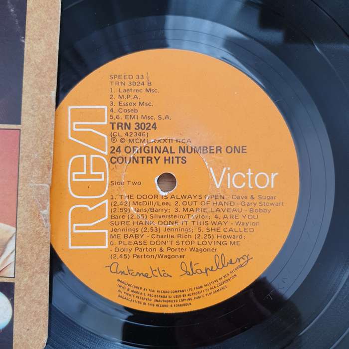 24 Original Number One Country Hits - Double Vinyl LP Record - Very-Good+ Quality (VG+) (verygood...