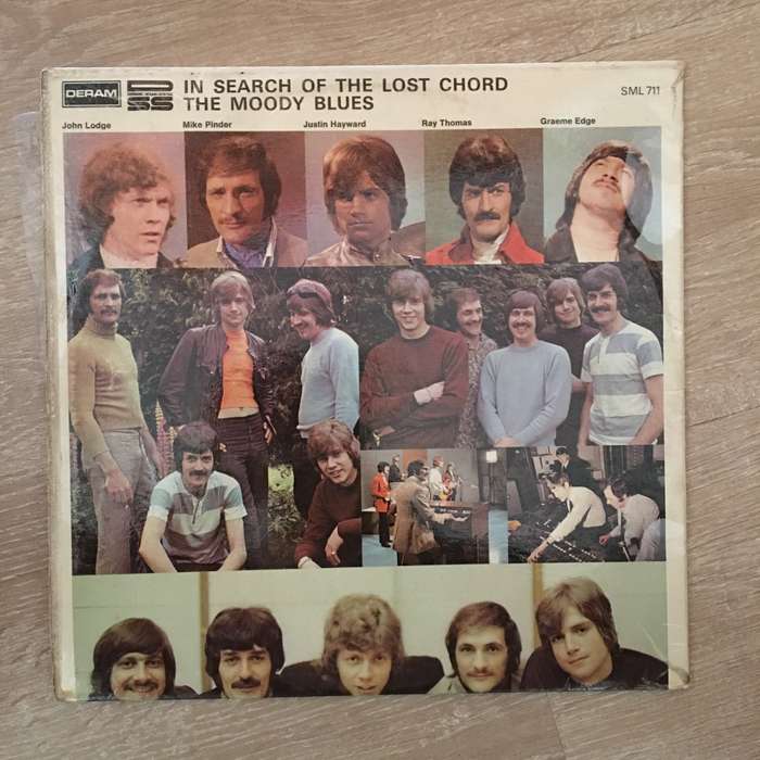 Moody Blues - In Search Of The Lost Chord - Vinyl LP Record  - Very-Good- Quality (VG-)