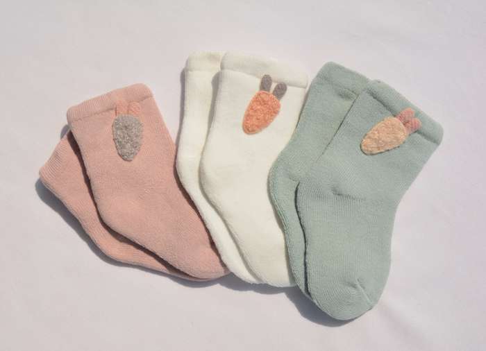 Carrot Socks