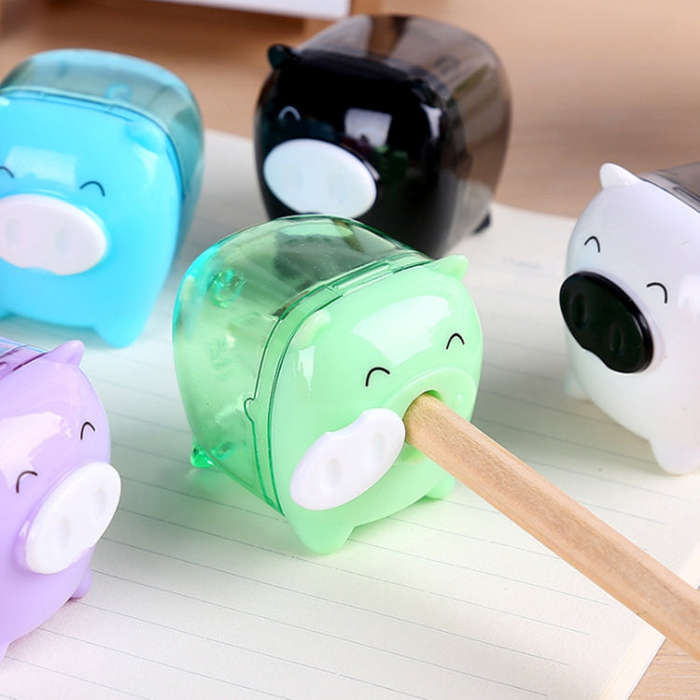 Deli Mini Pig Manual Pencil Sharpeners Kids Friendly at Home Office School, Random Color Delivery...