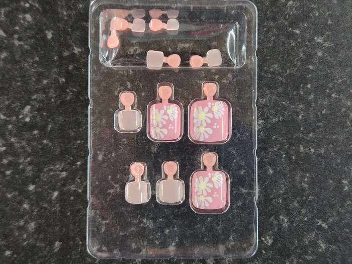 Press On TOE Nails from Miss Smoo - Flowers