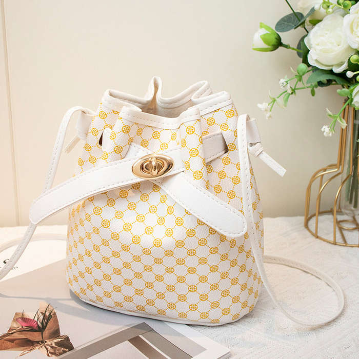 Personality Printed Bucket Bag