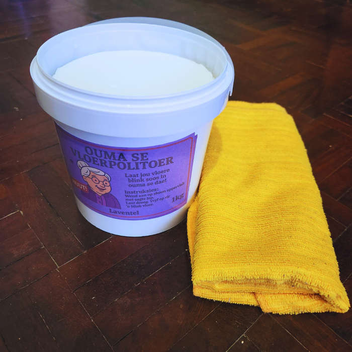 Ouma se Vloerpolitoer - Granny's Floorpolish