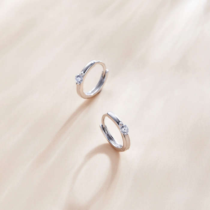S925 Sterling Silver Silver Fashion Zircon Ear Buckle Women Earrings(White Silver)