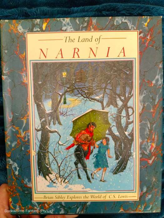 The Land of Narnia by Brian Sibley (Compiled by & Illustrated)