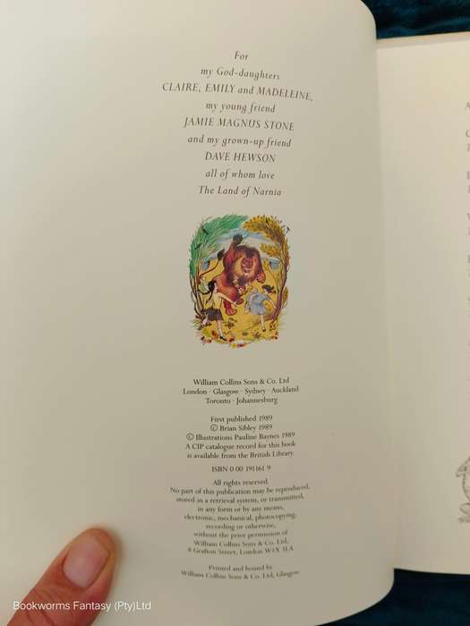 The Land of Narnia by Brian Sibley (Compiled by & Illustrated)
