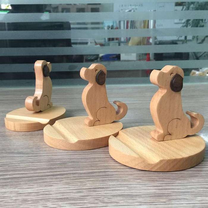 Wooden Mobile Phone Bracket Beech Lazy Mobile Phone Holder,Style: Golden Retriever