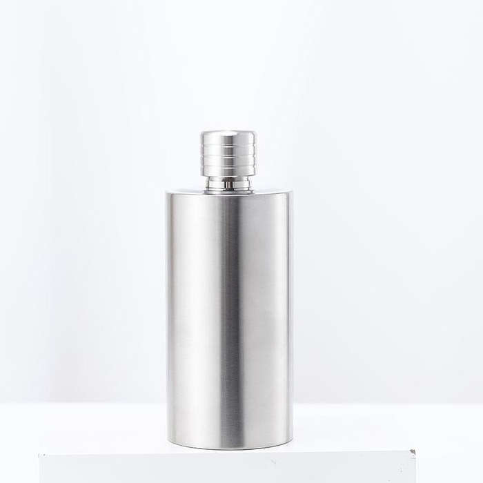 500ml Outdoor Wine Pot 304 Stainless Steel Cylindrical Hip Flask, Color: Frosted Surface