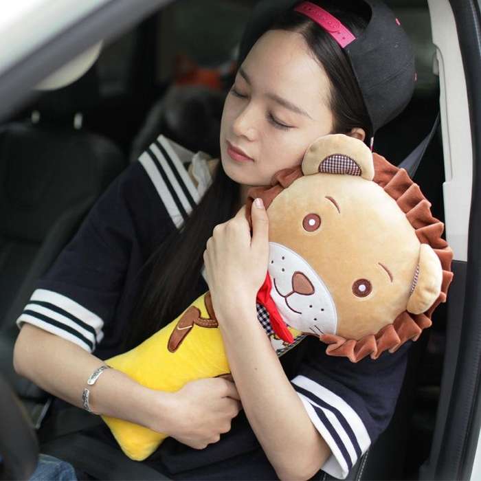 50cm Children Car Belt Cartoon Shoulder Protector Pillow(Lion)