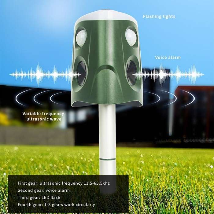 SJZ026 360 Degree Ultrasonic Solar Energy Outdoor Animal Repellent