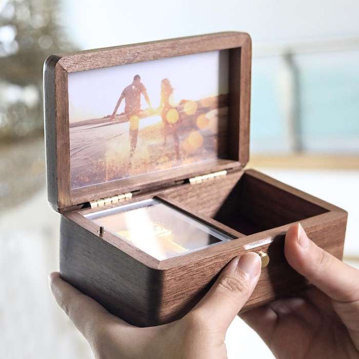 Wooden Jewelry Storage Music Box with Photo Frame Function, Spec: Walnut+Necklace Flannel