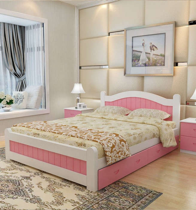 Curvy Isabella bed