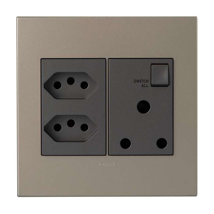 Legrand Arteor RSA 2 Slimline Socket 4 x 4