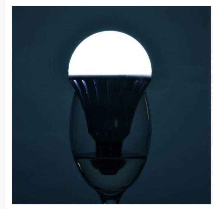 Techme E27 LED Cool White Rechargeable 9W Loadshedding Bulb
