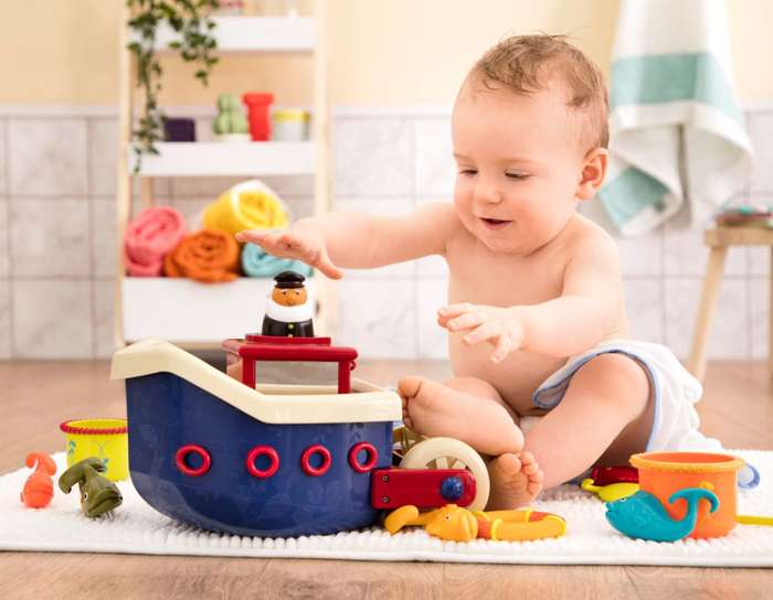 B. Toys Fish and Splish Bath Boat New