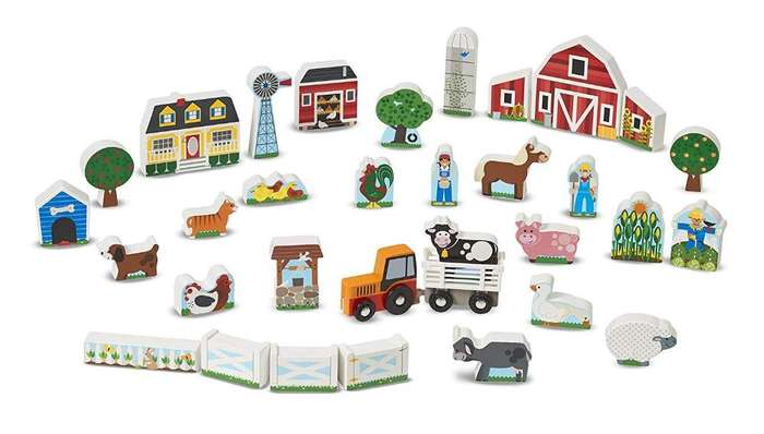 Melissa & Doug Wooden Farm and Tractor Play Set