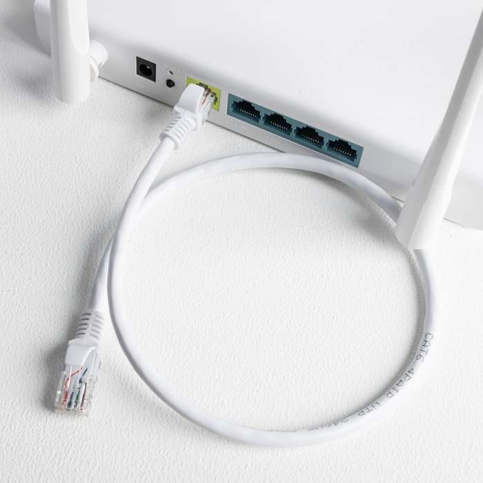 Gizzu Cat6 UTP Fly Lead Ethernet Network Cable 1m  White