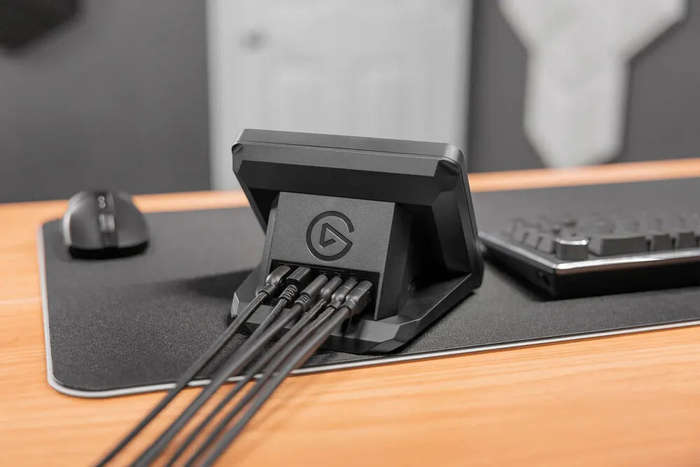 Elgato Multiport adapter for Stream Deck; 2x USB 3.2 Gen 1; Type-A | 2x USB 3.2 Gen 1; Type-C.