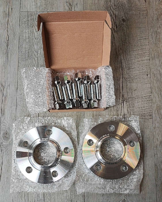 2Pieces 20mm Wheel Spacers PCD 5x112 CB 66.5mm 5Lug for Mercedes Benz and Audi Vehicles