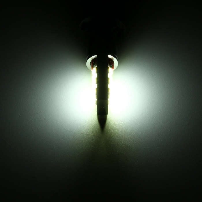 4 PCS T10 DC12V / 4W Car Clearance Light 12LEDs SMD-3030 Lamp Beads (White Light)