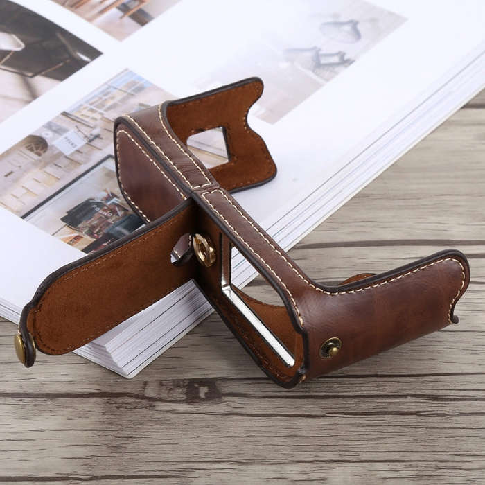 1/4 inch Thread PU Leather Camera Half Case Base for FUJIFILM X100F (Coffee)