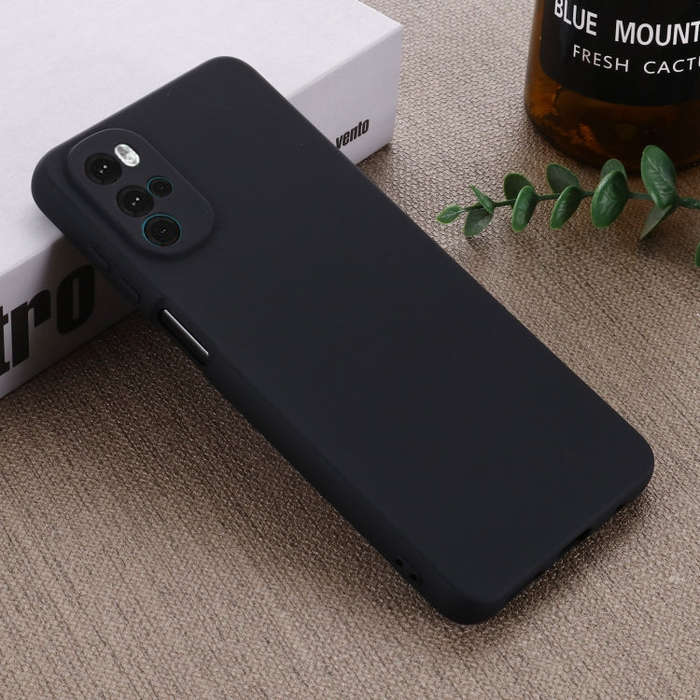 For Motorola Moto G22/E32s 4G Pure Color Liquid Silicone Shockproof Full Coverage Phone Case(Black)