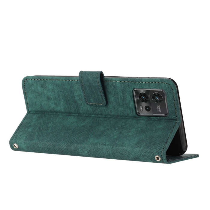For Motorola Moto G72 Skin Feel Stripe Pattern Leather Phone Case with Lanyard(Green)