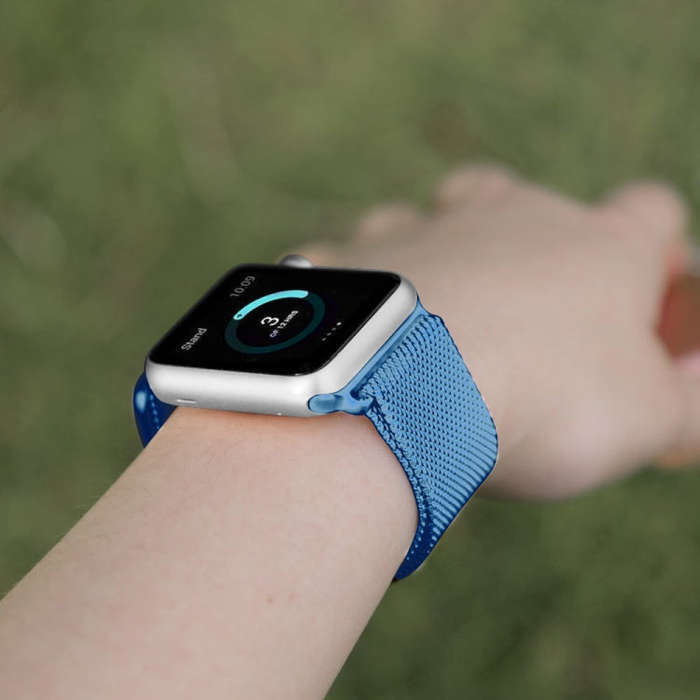 For Apple Watch Series 9&8&7 41mm / 6 & SE & 5 & 4 40mm / 3 & 2 & 1 38mm Milanese Loop Magnetic S...