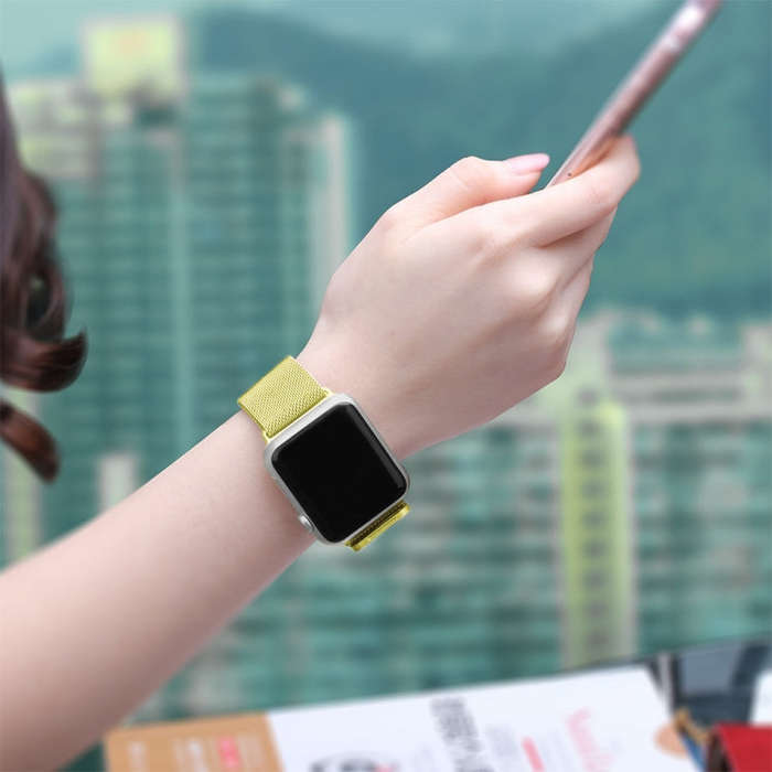 For Apple Watch Series 9&8&7 41mm / 6 & SE & 5 & 4 40mm / 3 & 2 & 1 38mm Milanese Loop Magnetic S...