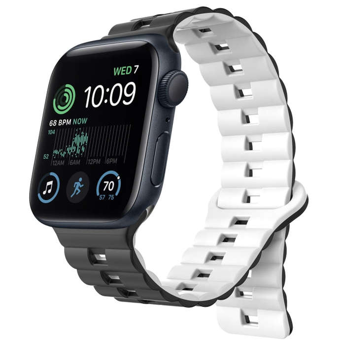For Apple Watch SE 2022 44mm Reverse Buckle Two Color Magnetic Silicone Watch Band(Black+White)