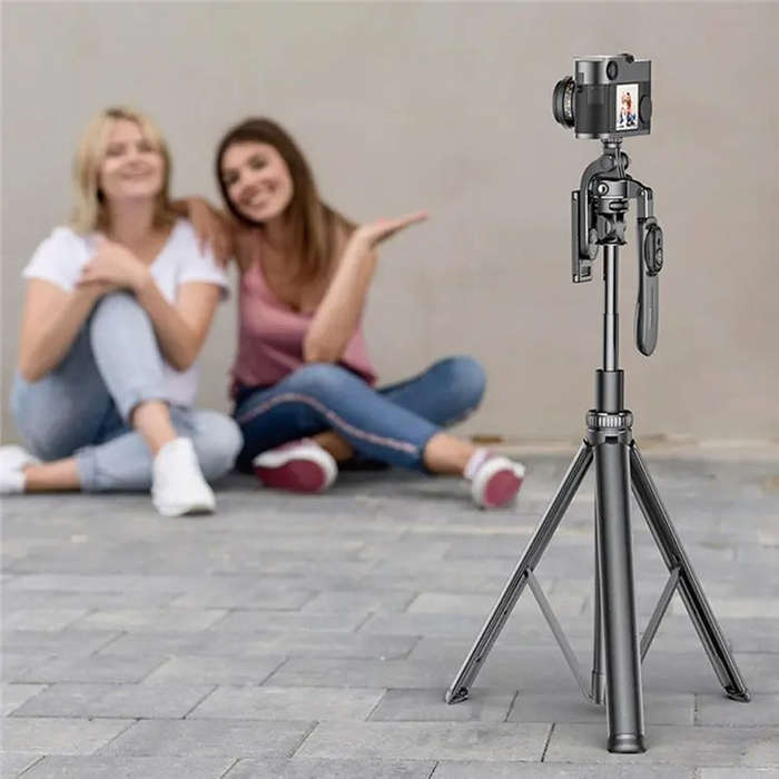 YESIDO SF17 Multifunctional Retractable Metal Tripod Stand Selfie Stick for Cell Phones Camera(Bl...