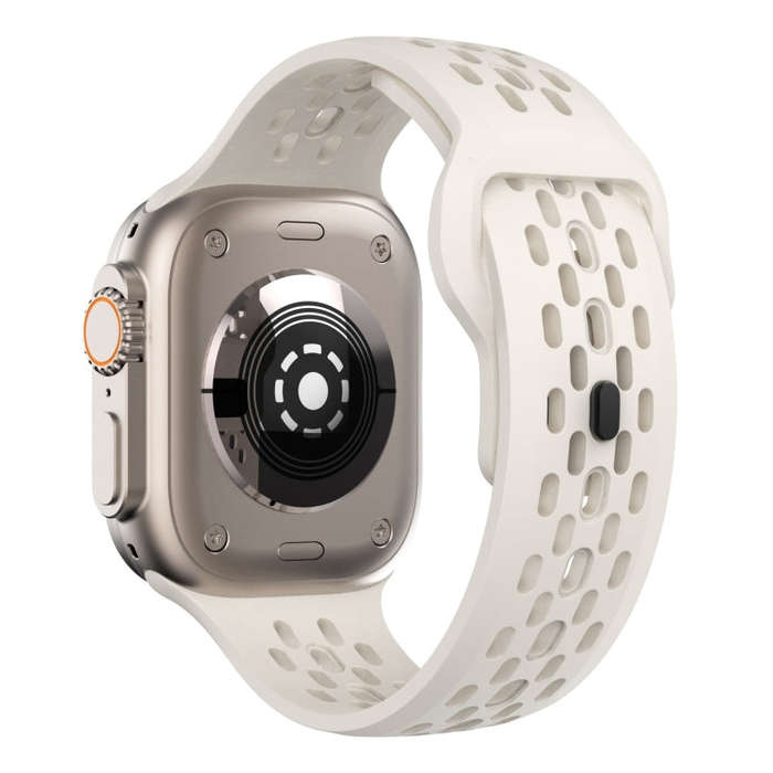 For Apple Watch Series 7 45mm Oval Holes Fluororubber Watch Band(Starlight)