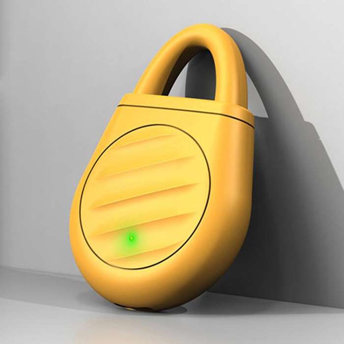 Car Ultrasonic Mosquito Repellent Multifunctional Mouse Repellent(Yellow)