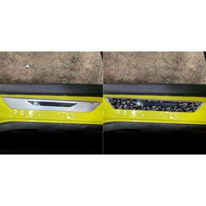 2pcs/Set Forged Gold Foil Carbon Fiber Car Threshold Decorative Sticker for Chevrolet Corvette C8...