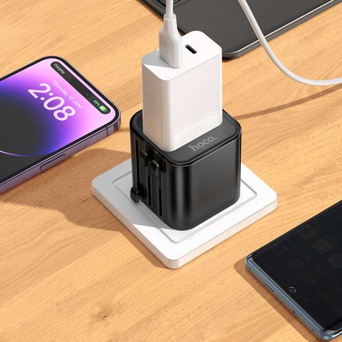 hoco AC29 Global Universal Conversion Plug Travel Adapter Charger(Black)