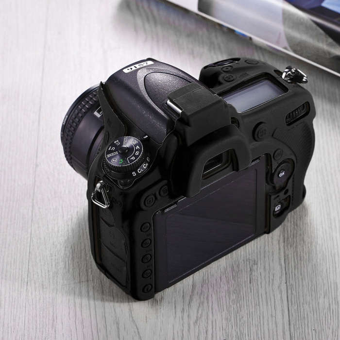PULUZ Soft Silicone Protective Case for Nikon D750(Black)