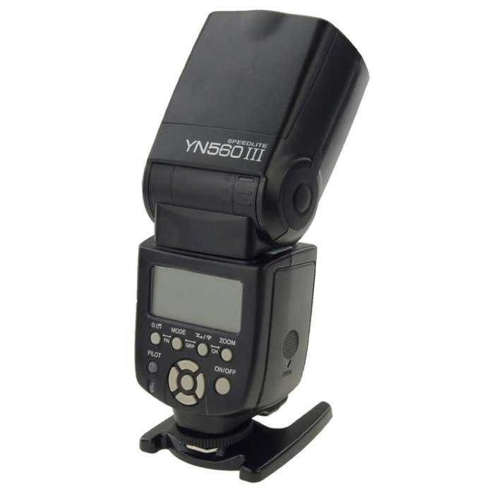 YN-560 III Ultra-long-range Wireless Flash Speedlite with Metal Hot Shoe for Canon / Nikon / Pent...