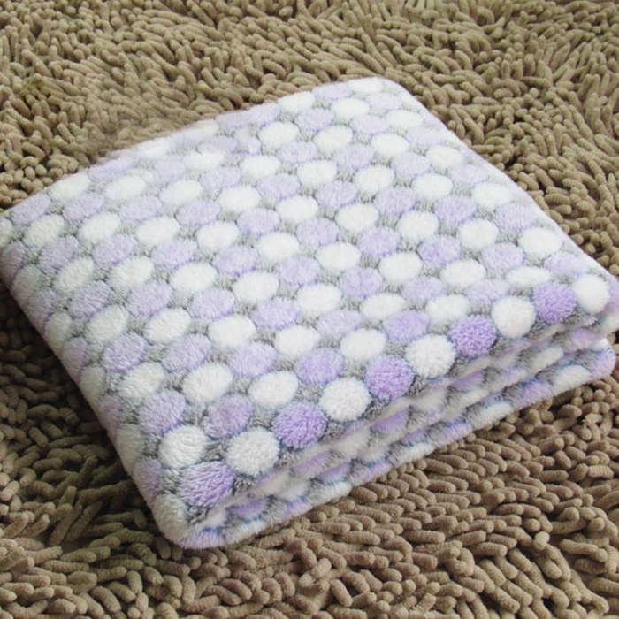 Soft Flannel Pet Blanket Dots Printed Breathable Bed Mat Warm Pet Sleeping Cushion Cover for Pet ...