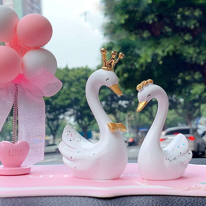 2pcs /Pair Swan Resin Car Decoration Birthday Cake Tanabata Valentine Day Decoration, Color Class...