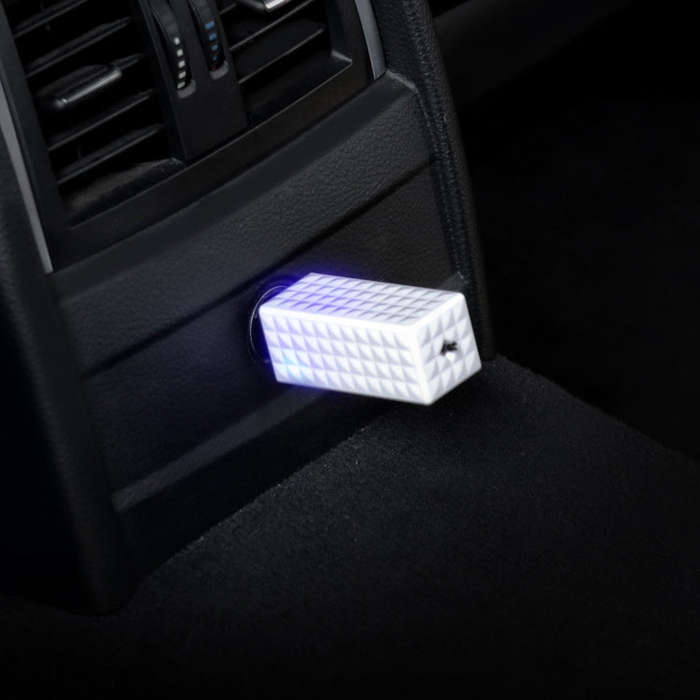 EP502 Car Cigarette Lighter Activated Carbon Brush Negative Ion Air Purifier(White)