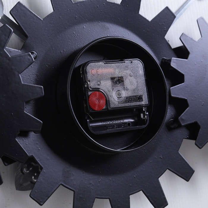 60cm Vintage Iron Round Gear Wall Clock Silent Large Art Clock(Black+Black Needle)